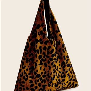 Leopard bag md/large size!